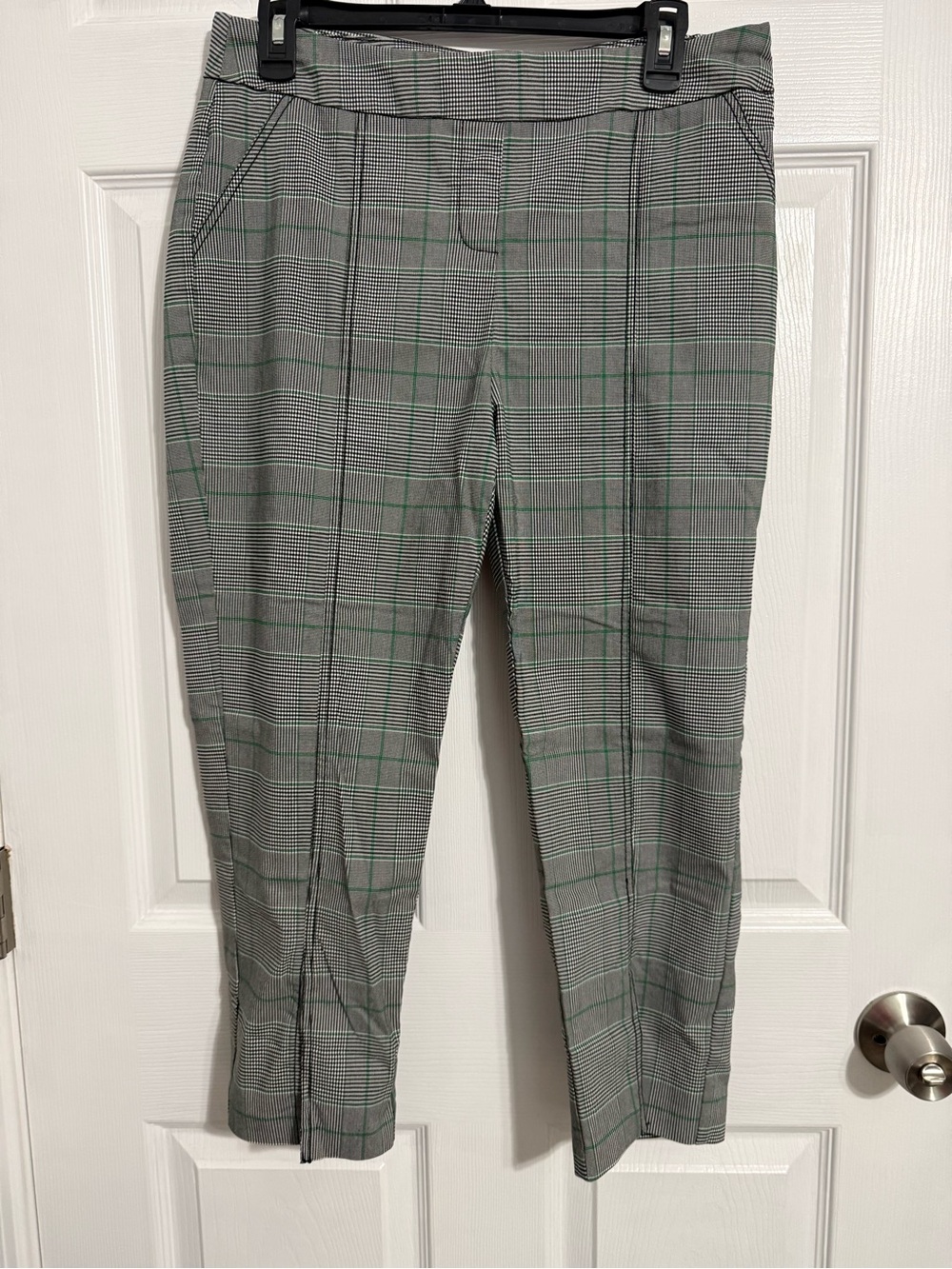 Cato Gray Plaid Dress Capris with Green Windowpane